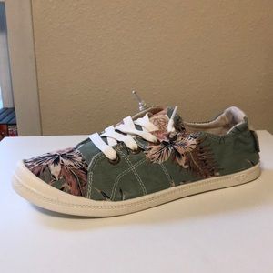 Brand New Roxy Slip on Shoes